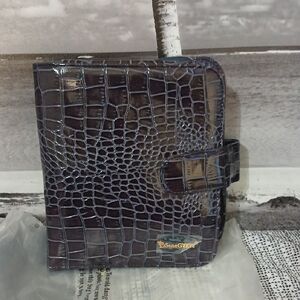 SeneGence Black Crocodile Texture Wallet